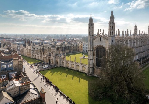 Top Extracurricular Activities for Oxbridge Admissions: How to Stand Out